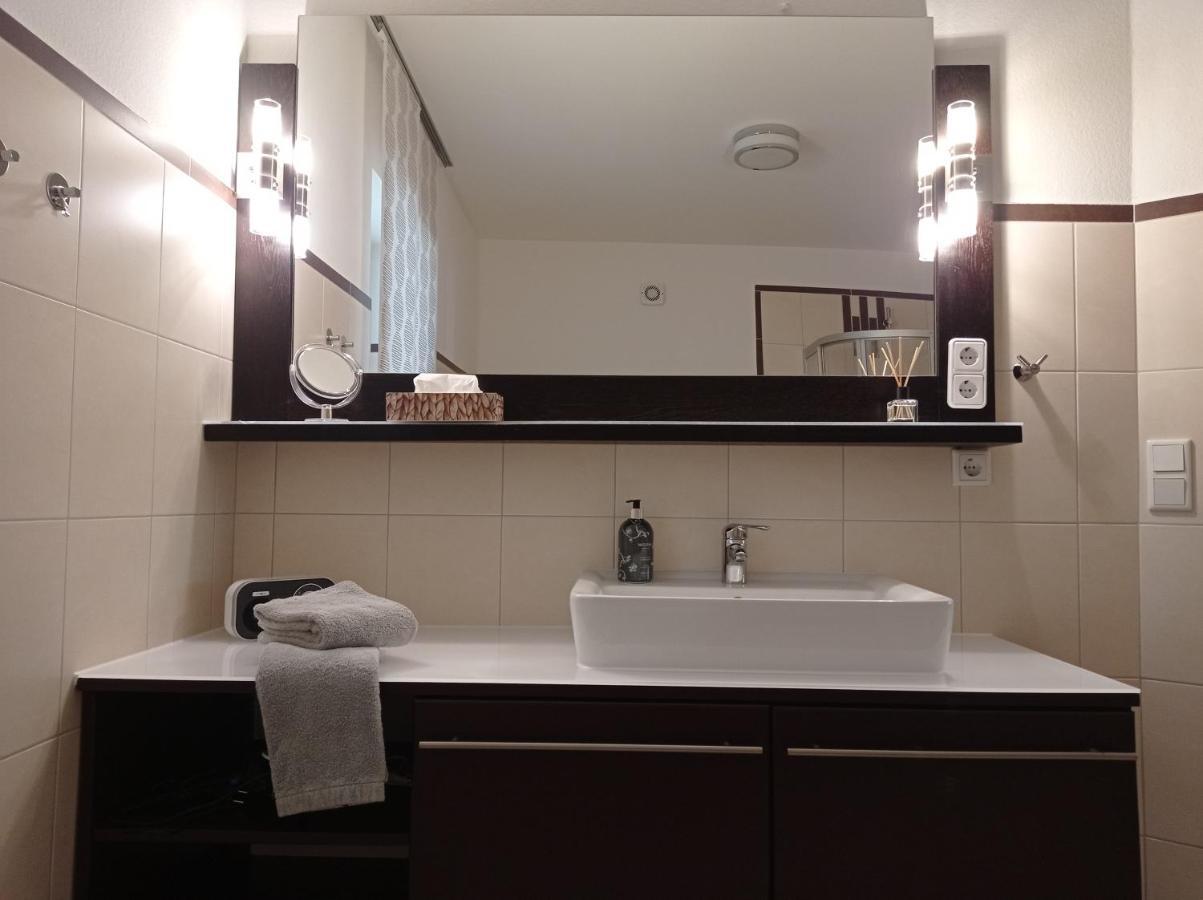 Kleine Auszeit Apartment เอสลัวห์ ภายนอก รูปภาพ